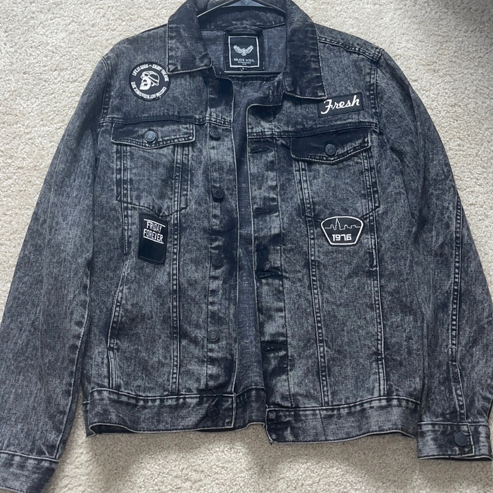 Men’s black washed jean jacket